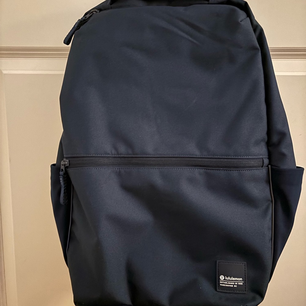 lululemon athletica Midnight Blue Men's Backpack